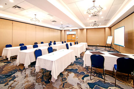 Holiday Inn Hotel & Suites - Calgary Airport North, an IHG Hotel , AB T3J 5E1 near Calgary International Airport View Point 17