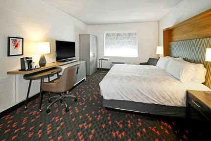 Holiday Inn Hotel & Suites - Calgary Airport North, an IHG Hotel , AB T3J 5E1 near Calgary International Airport View Point 32