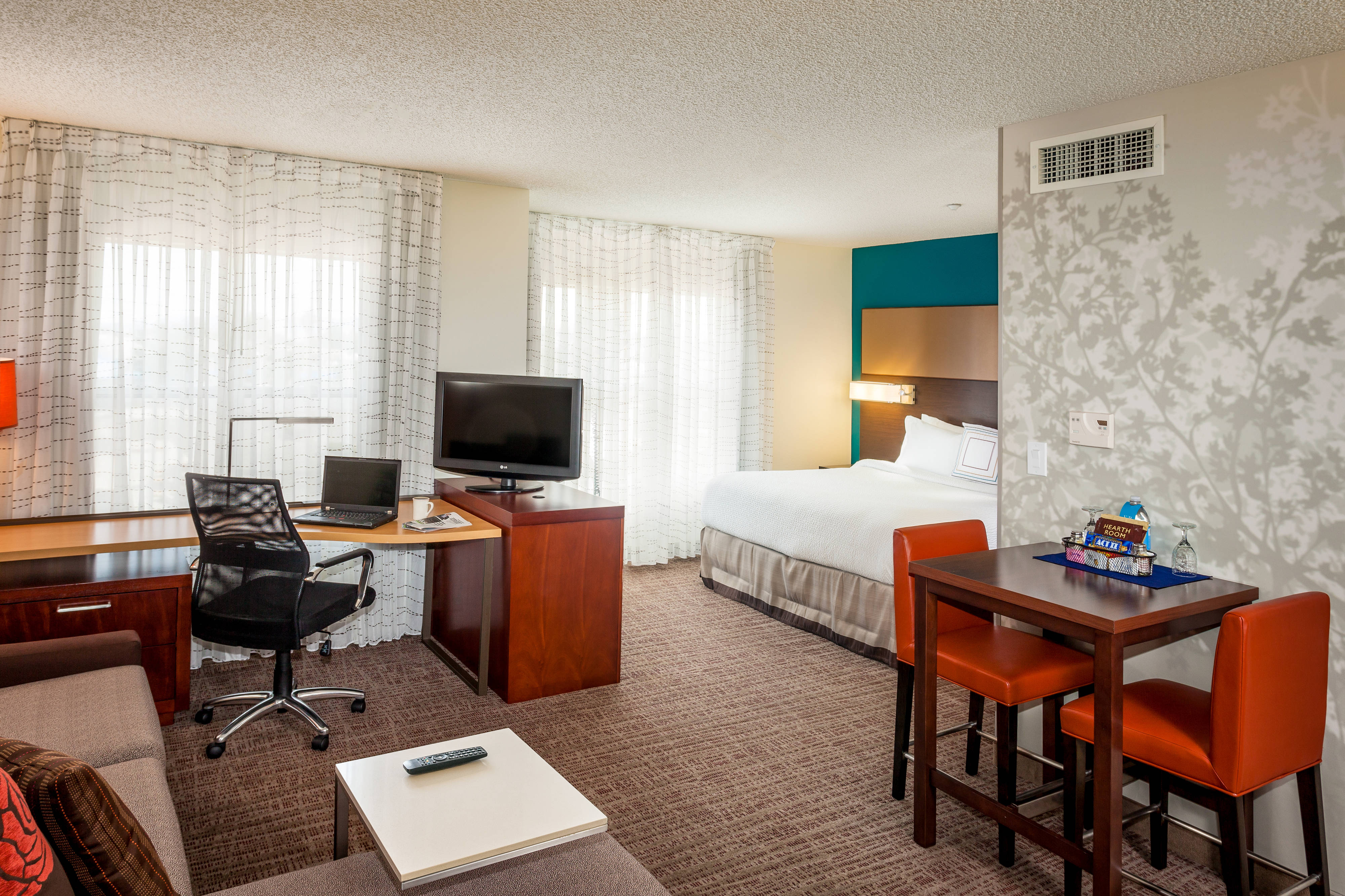 Residence Inn by Marriott Las Vegas Henderson/Green Valley , NV 89014 near Mccarran International Airport View Point 20