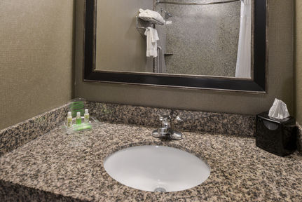 Holiday Inn Ontario Airport - California, an IHG Hotel , CA 91764 near Ontario International Airport View Point 13