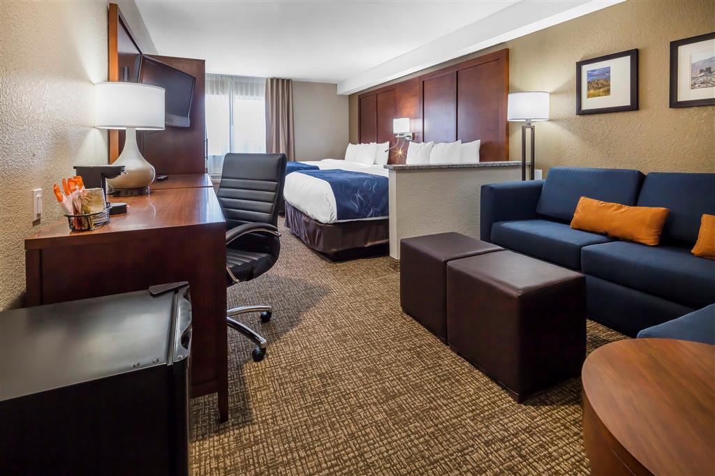 Comfort Suites El Paso Airport , TX 79925 near El Paso International Airport View Point 21