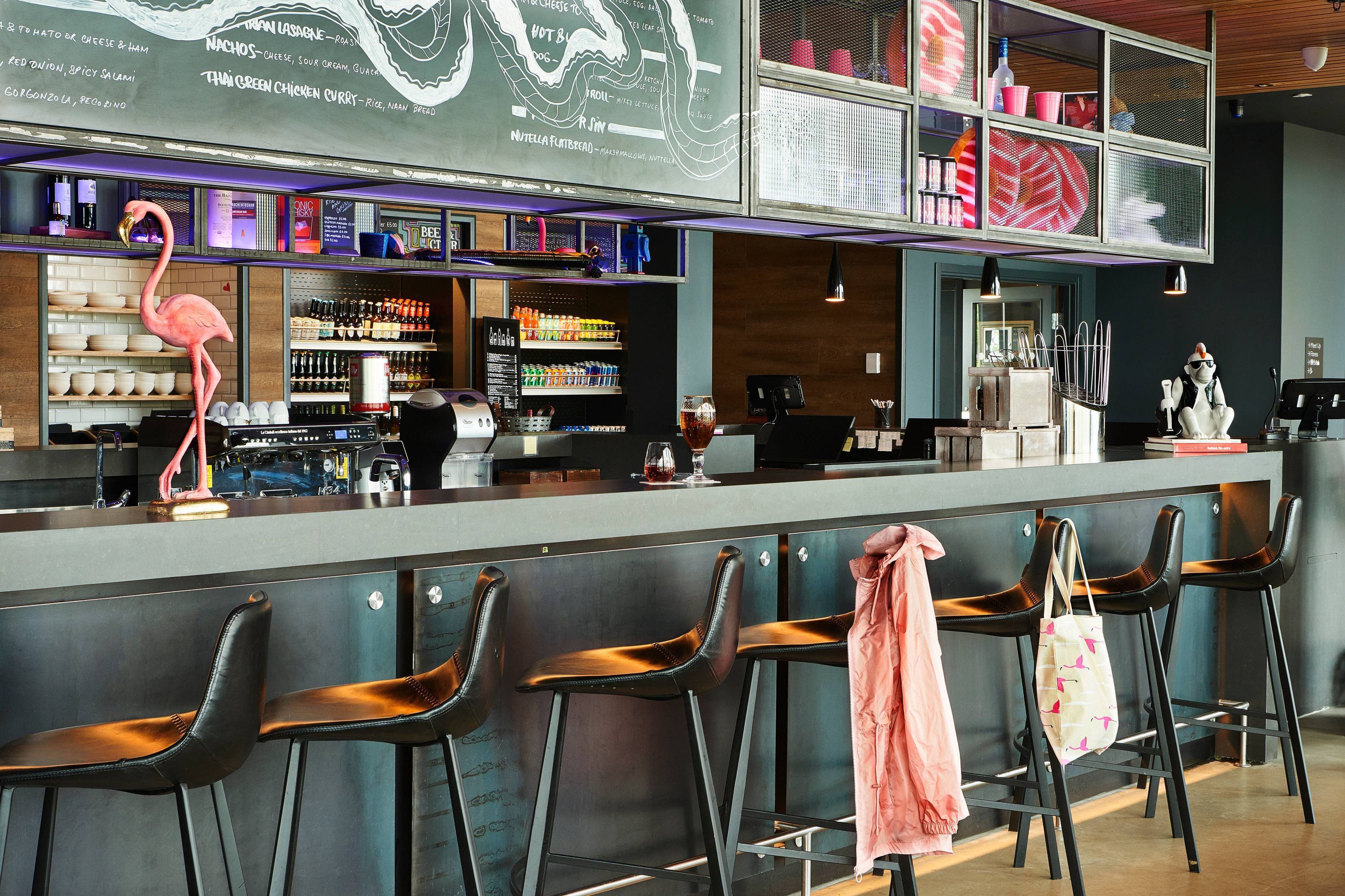 Moxy Edinburgh Airport ,  EH28 8AP near  Edinburgh Airport View Point 14