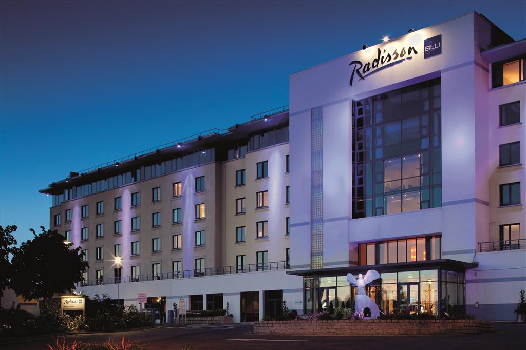 Radisson BLU Hotel Dublin Airport ,   near Dublin Airport View Point 3