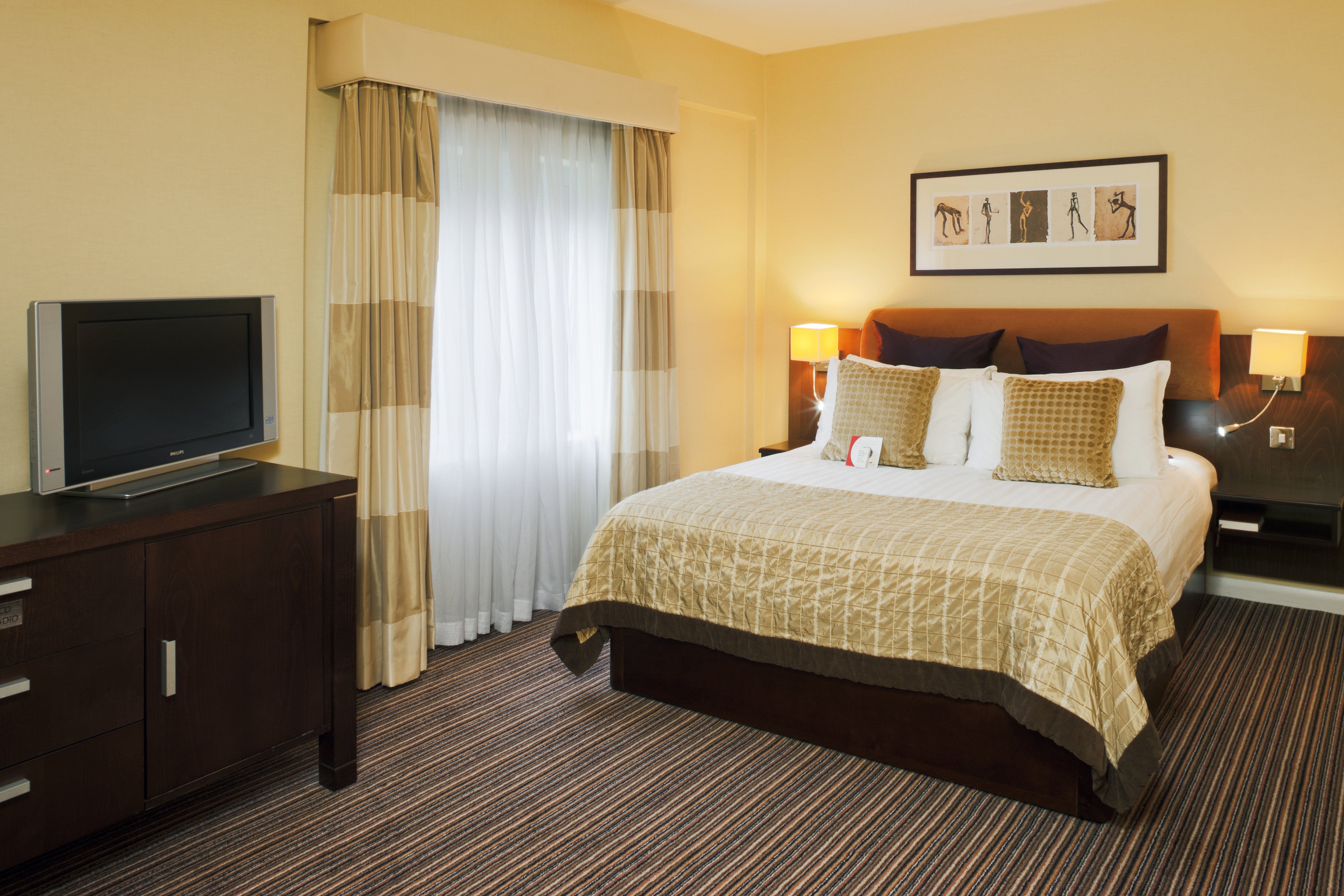 Crowne Plaza London - Gatwick Airport, an IHG Hotel ,  RH11 7SX near Gatwick Airport View Point 16