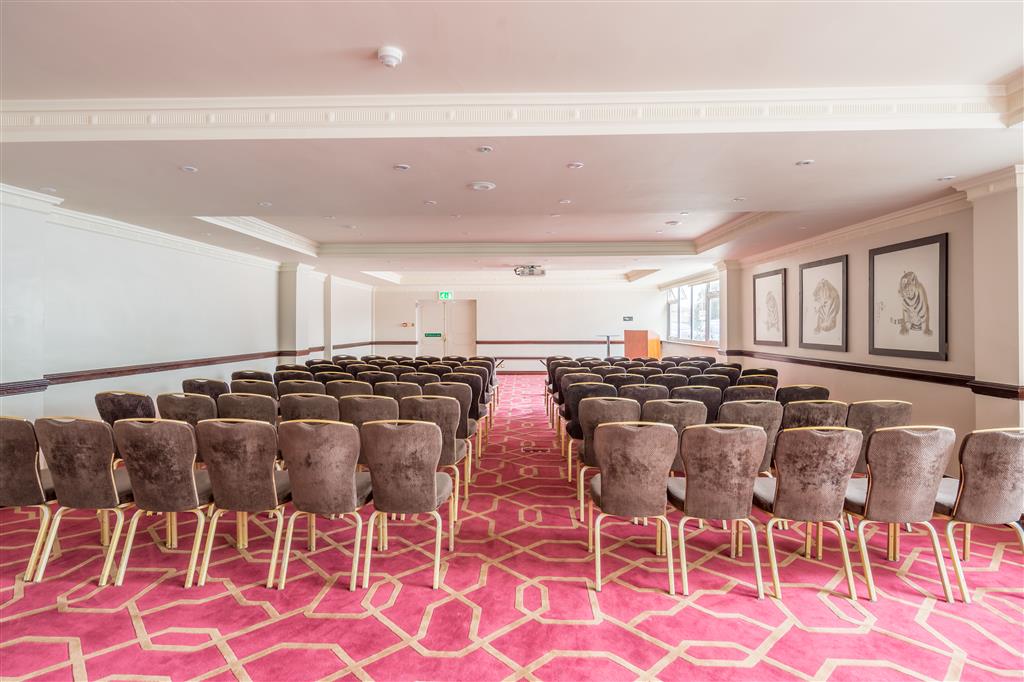 Radisson Blu Edwardian Heathrow Hotel & Conference Centre, London ,  UB3 5AW near Heathrow Airport View Point 4