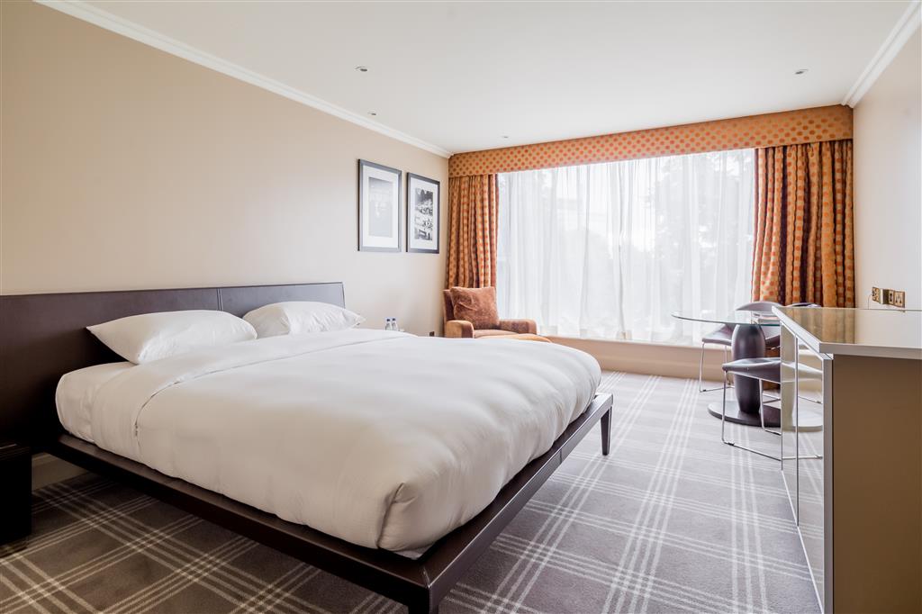 Radisson Blu Edwardian Heathrow Hotel & Conference Centre, London ,  UB3 5AW near Heathrow Airport View Point 55