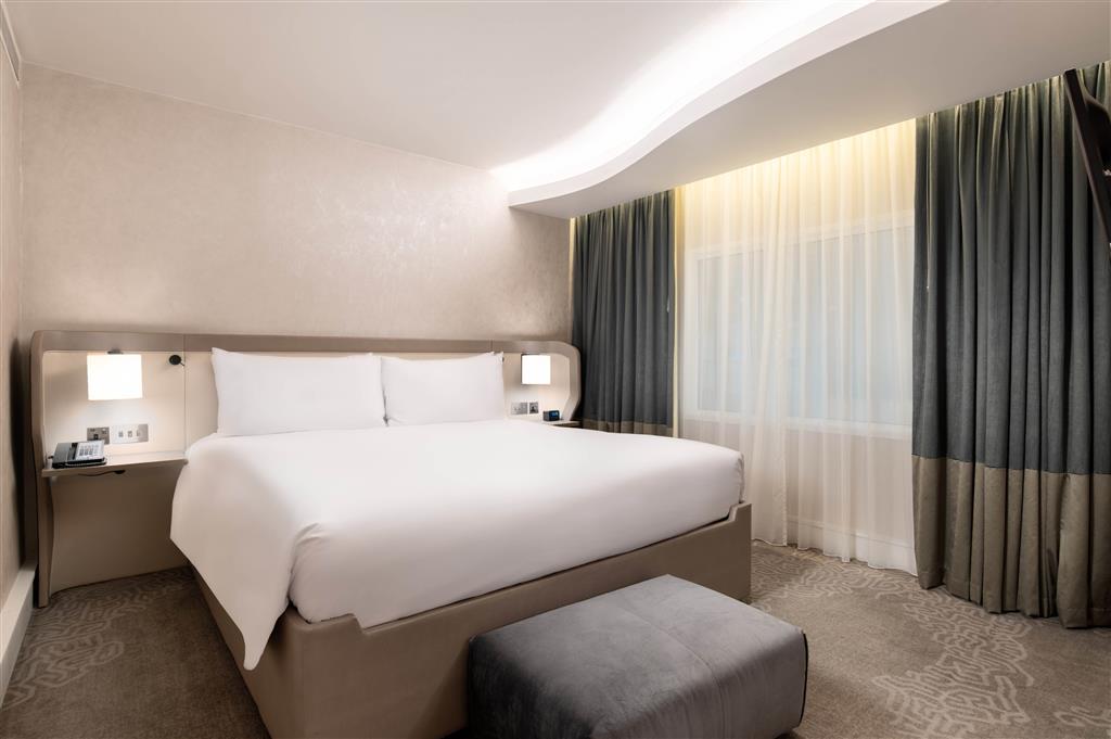 Hilton London Heathrow Airport ,  TW6 3AF near Heathrow Airport View Point 26