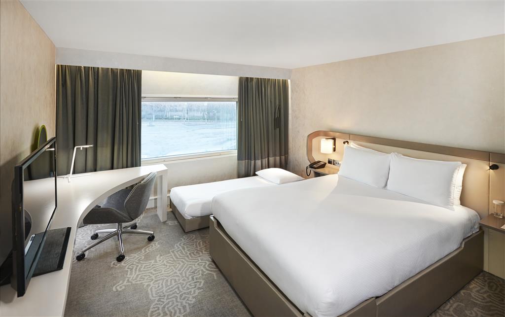 Hilton London Heathrow Airport ,  TW6 3AF near Heathrow Airport View Point 36