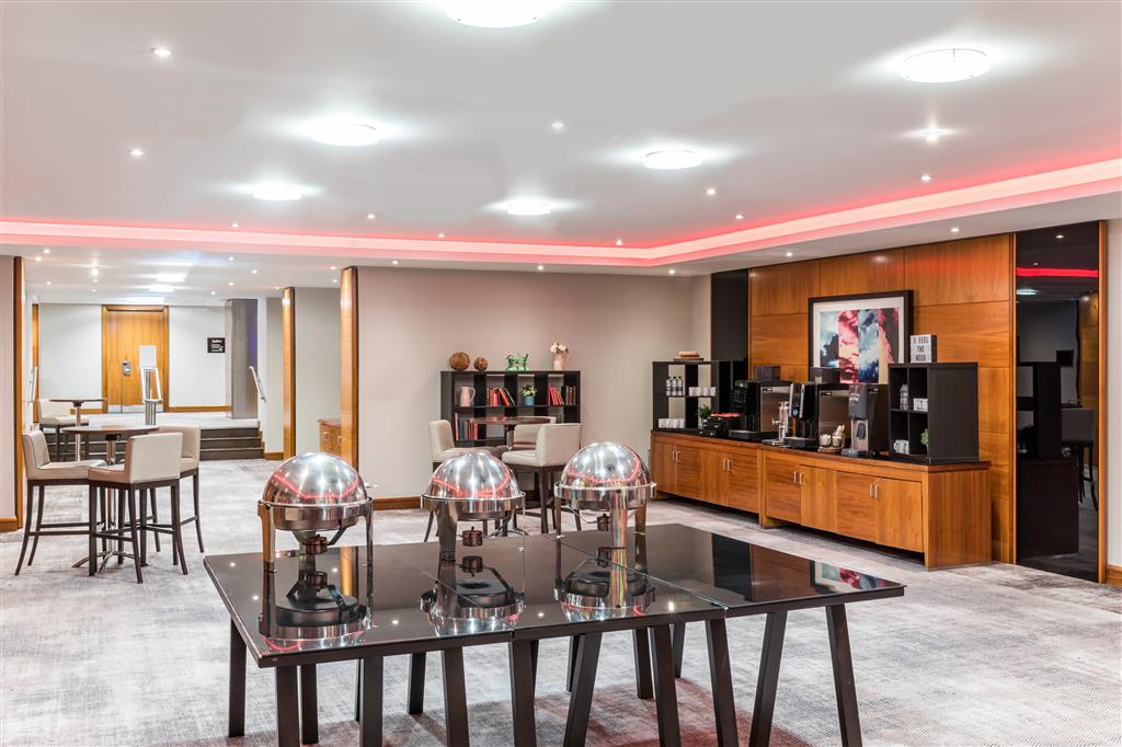 Radisson Hotel and Conference Centre London Heathrow ,  UB7 0DU near Heathrow Airport View Point 13