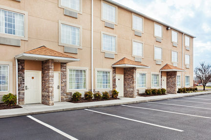 Holiday Inn Express Hotel & Suites Alcoa Knoxville Airport, an IHG Hotel , TN 37701 near Mcghee Tyson Airport View Point 7