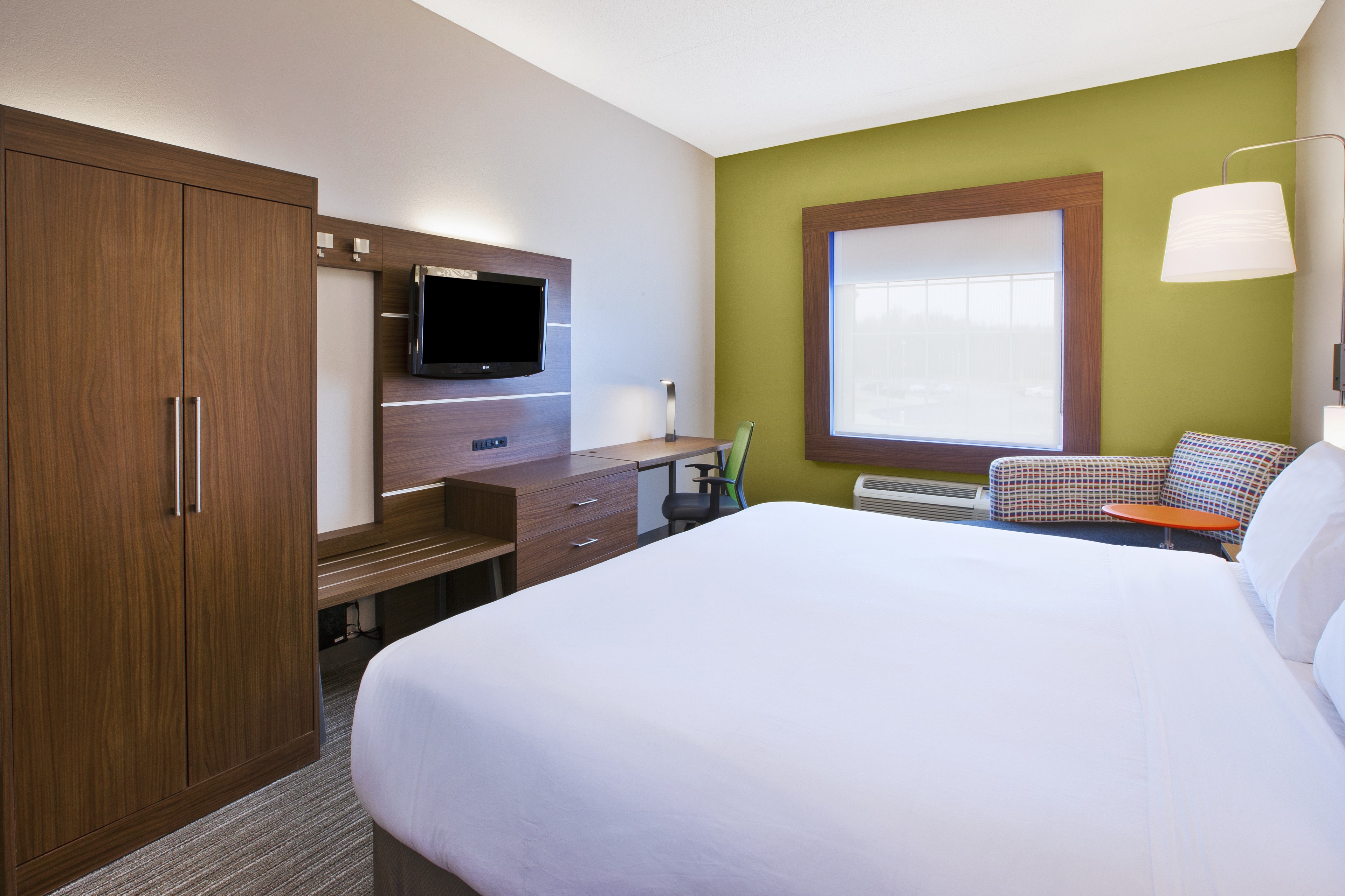 Holiday Inn Express Hotel & Suites Alcoa Knoxville Airport, an IHG Hotel , TN 37701 near Mcghee Tyson Airport View Point 19