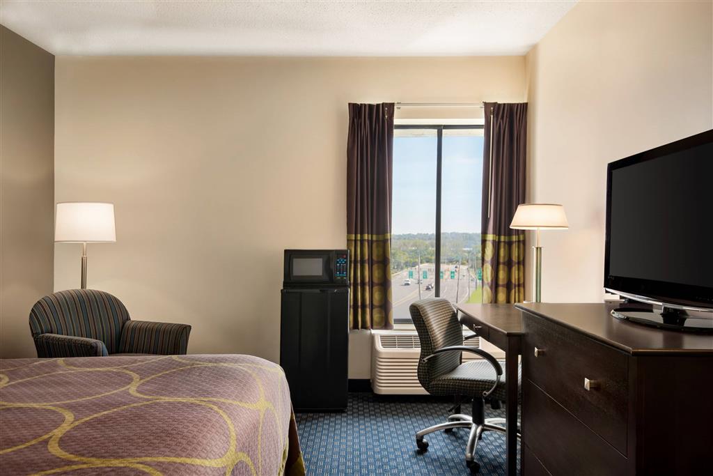 Super 8 by Wyndham Liverpool/Syracuse North Airport , NY 13088-6645 near Syracuse Hancock International Airport View Point 14