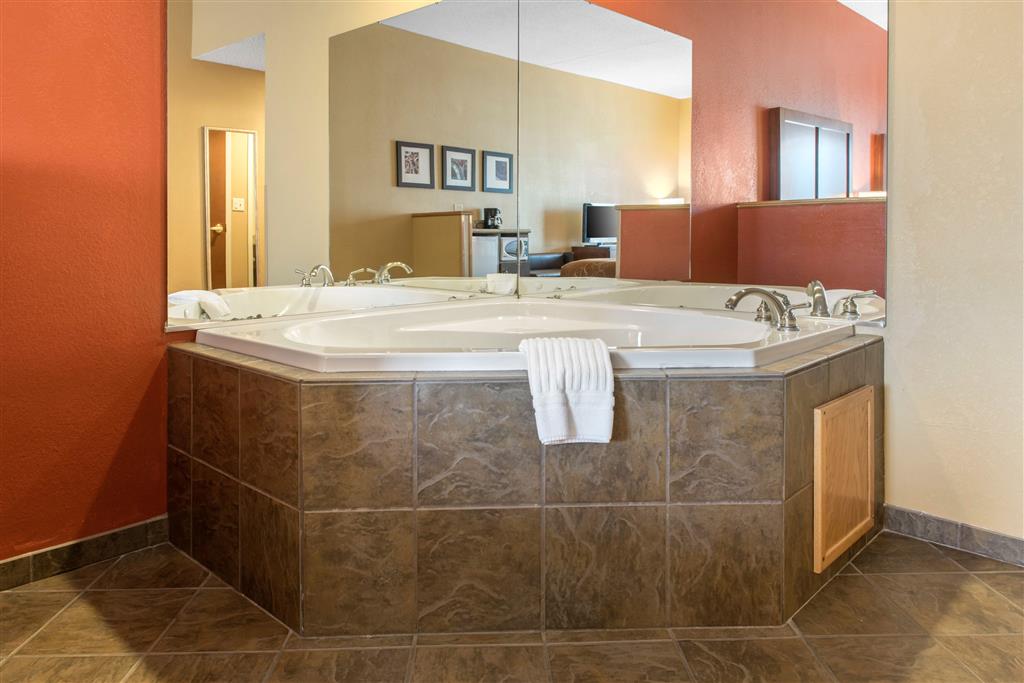 Comfort Suites Louisville Airport , KY 40213 near Louisville International Airport (standiford Field) View Point 29