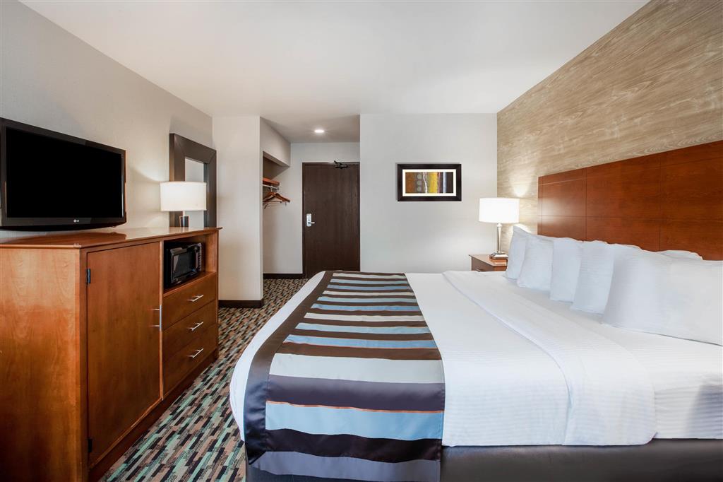 Wingate by Wyndham Detroit Metro Airport , MI 48174 near Detroit Metropolitan Wayne County Airport View Point 33