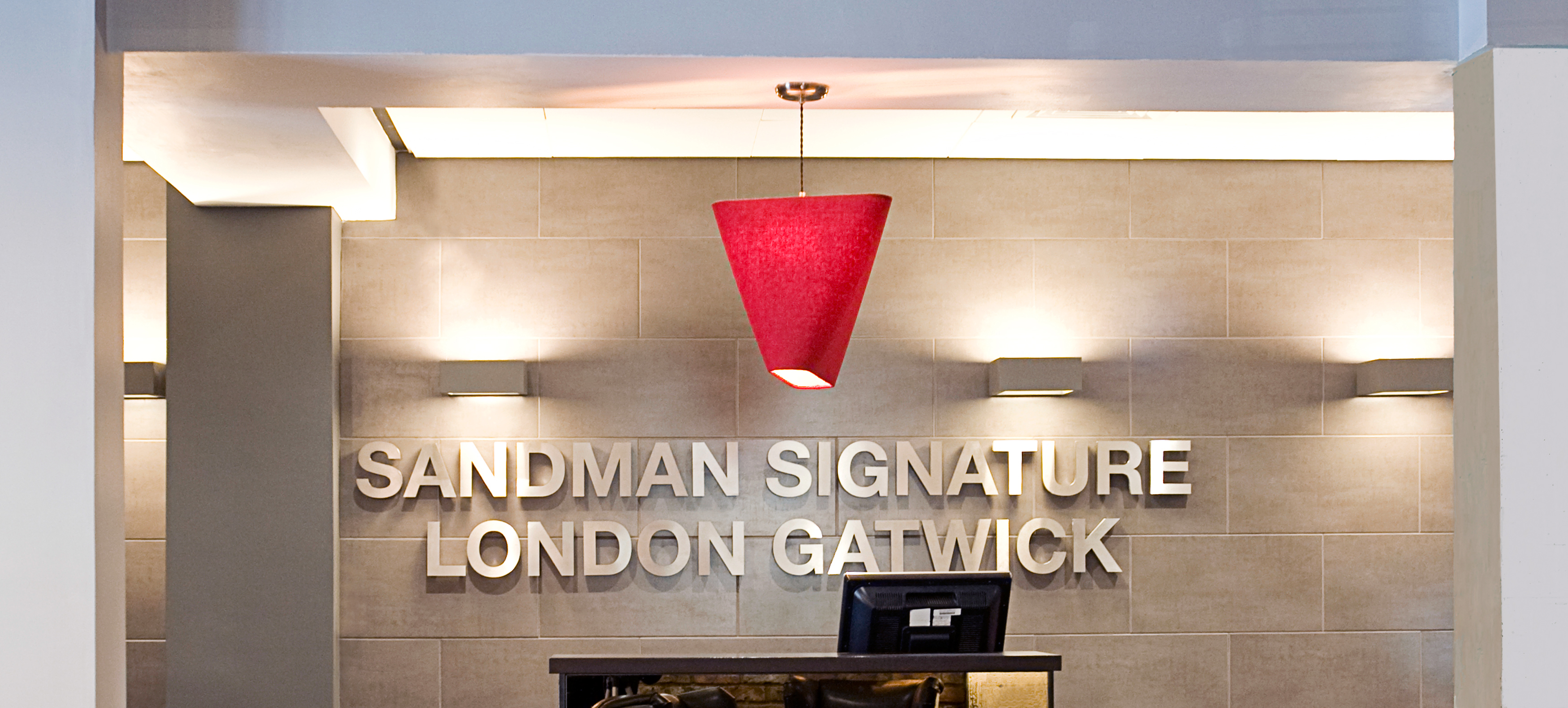 Sandman Signature London Gatwick ,   near Gatwick Airport View Point 1