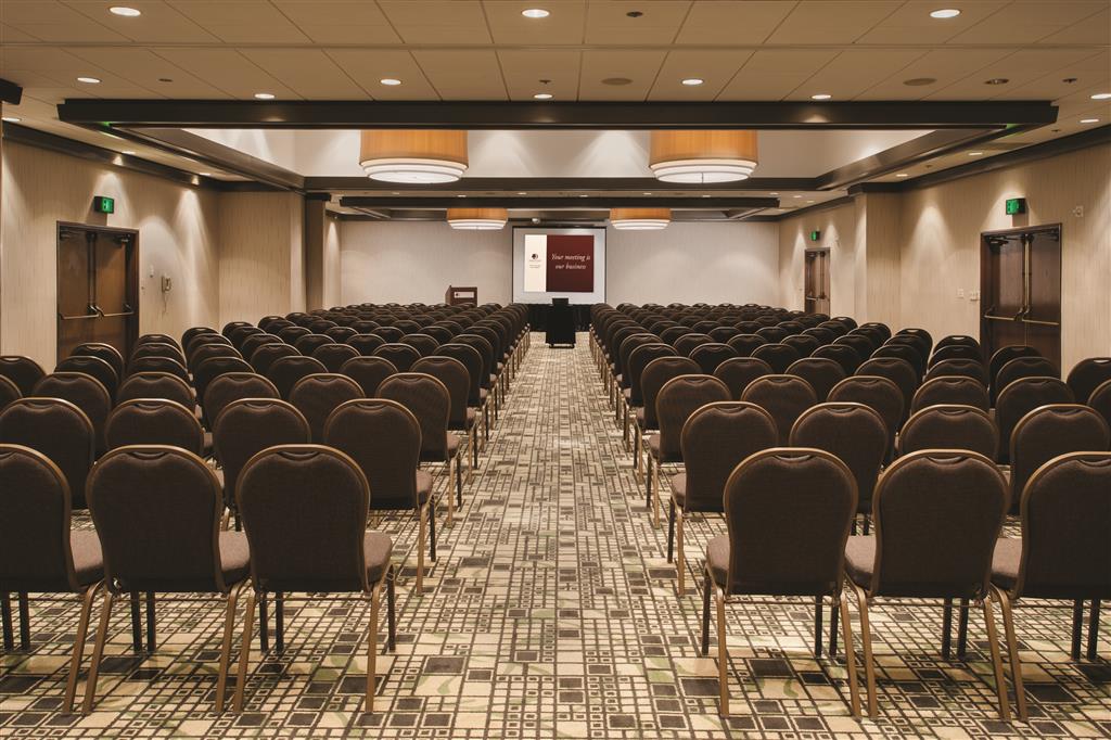 DoubleTree by Hilton Hotel Omaha Downtown , NE 68102 near Eppley Airfield View Point 6