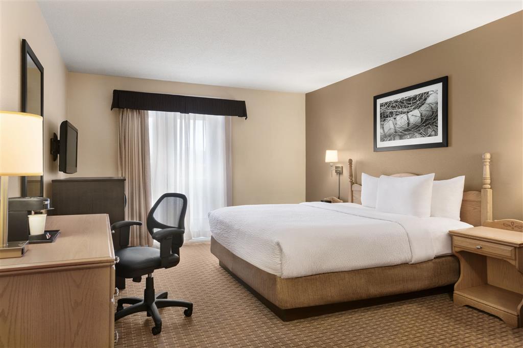 Travelodge Suites by Wyndham Moncton , NB E1G 2J5 near Greater Moncton Intl View Point 7