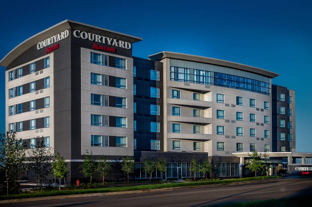 Courtyard By Marriott Winnipeg Airport