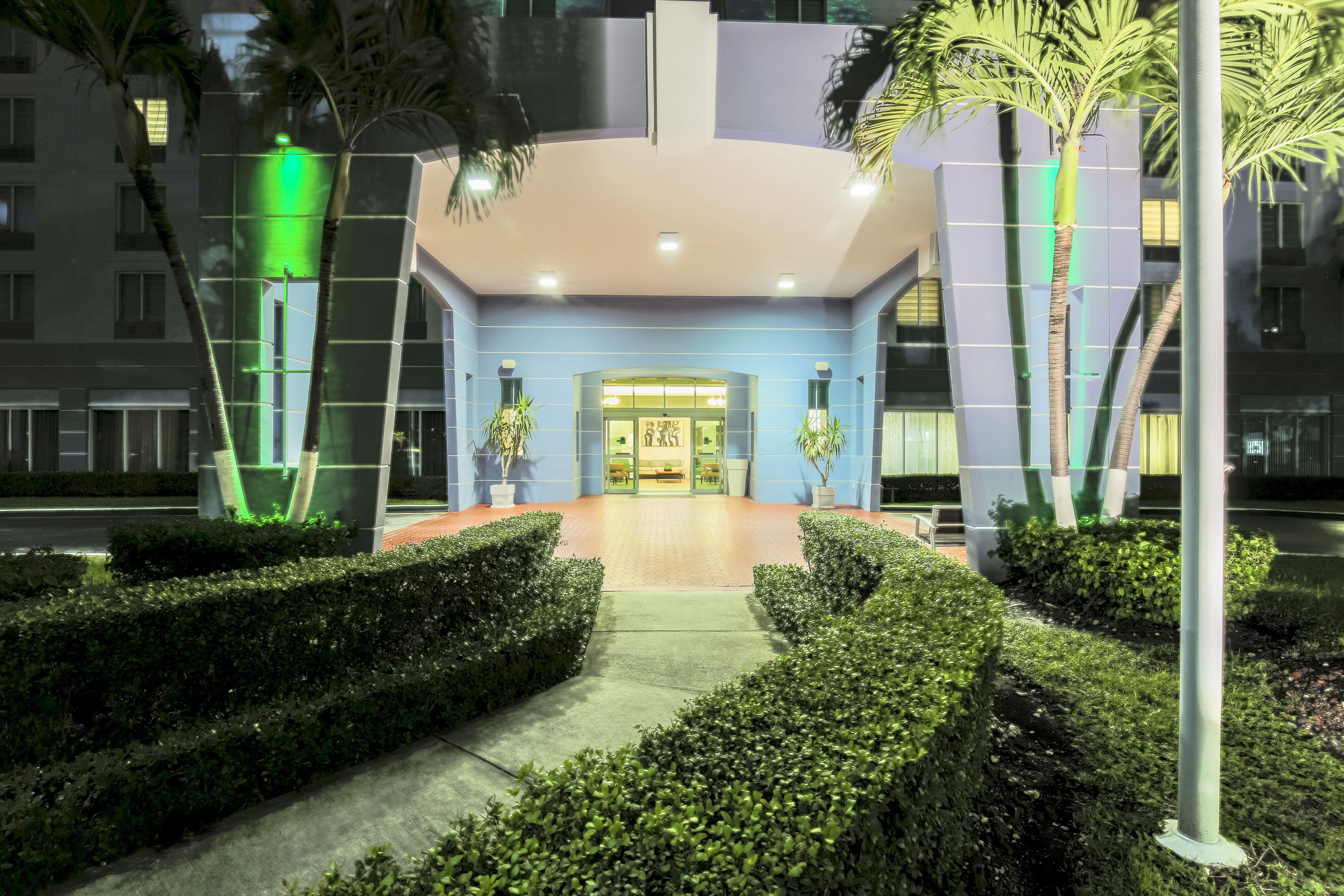 Holiday Inn Hotel Miami-Doral Area, an IHG Hotel , FL 33172-1209 near Miami International Airport View Point 8