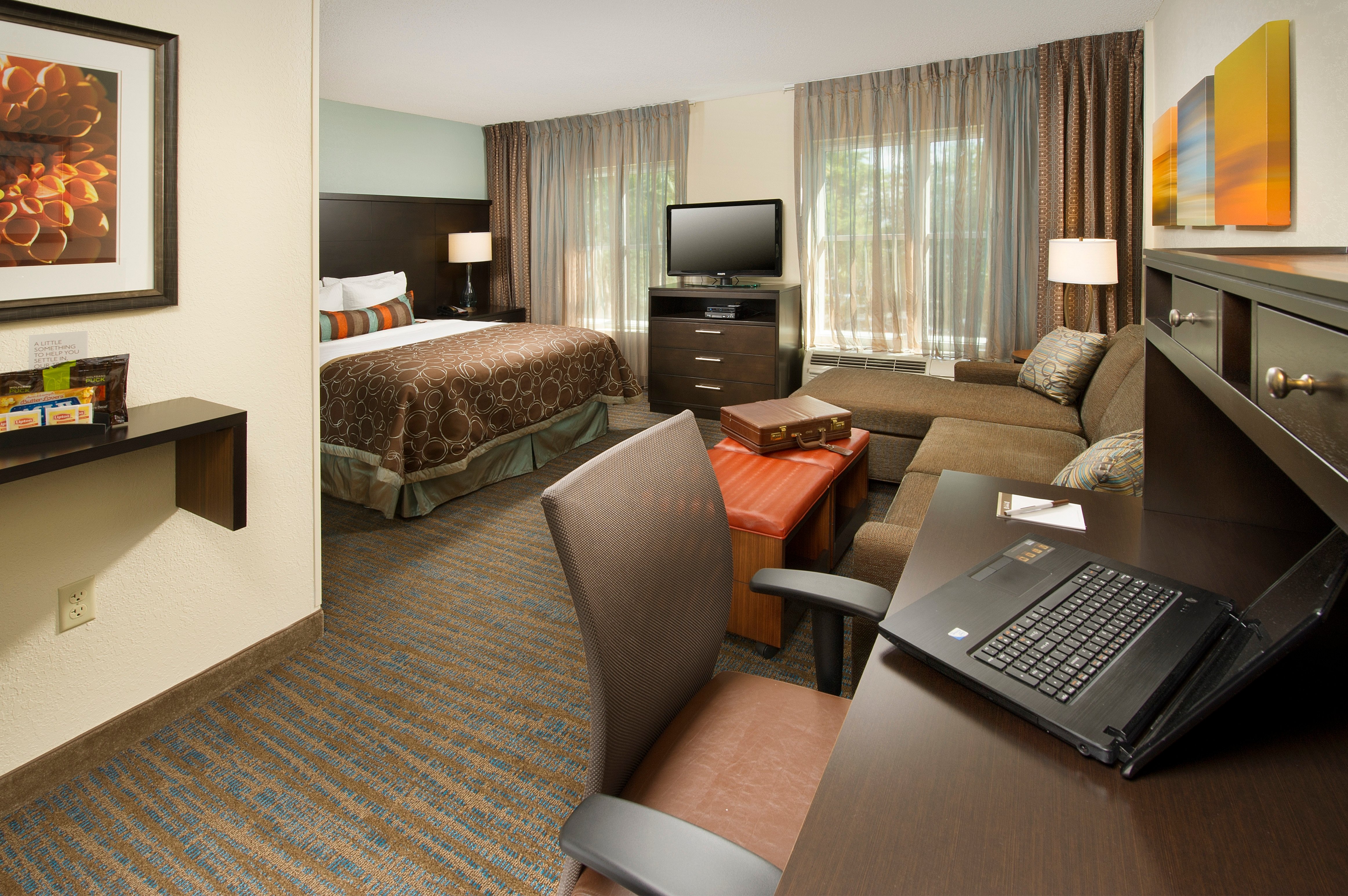 Staybridge Suites Miami Doral Area, an IHG Hotel , FL 33172 near Miami International Airport View Point 16