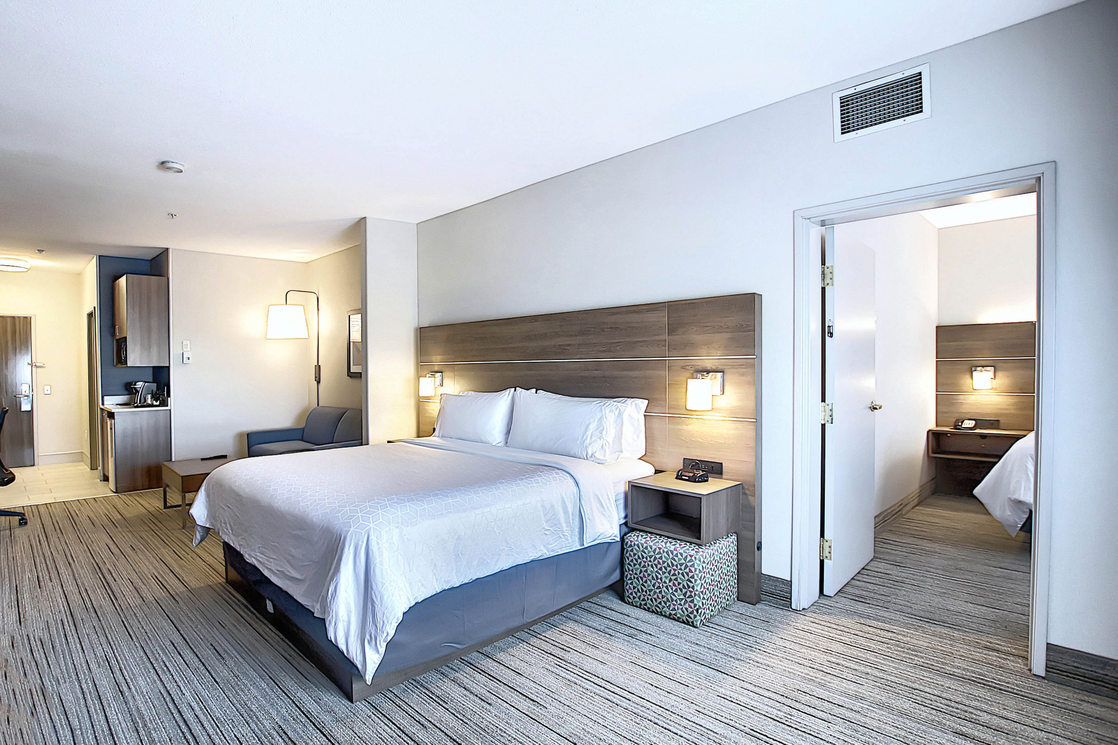 Holiday Inn Express & Suites Calgary Airport Trail NE , AB T3J 0T7 near Calgary International Airport View Point 15