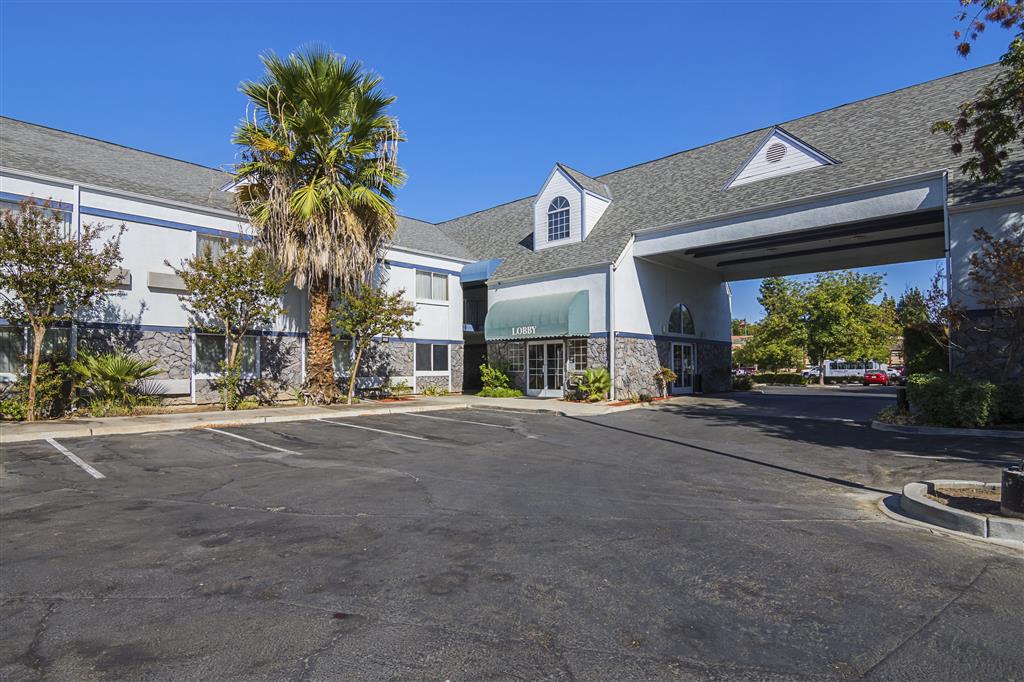 Quality Inn Fresno Airport , CA 93727 near Fresno Yosemite International Airport View Point 4