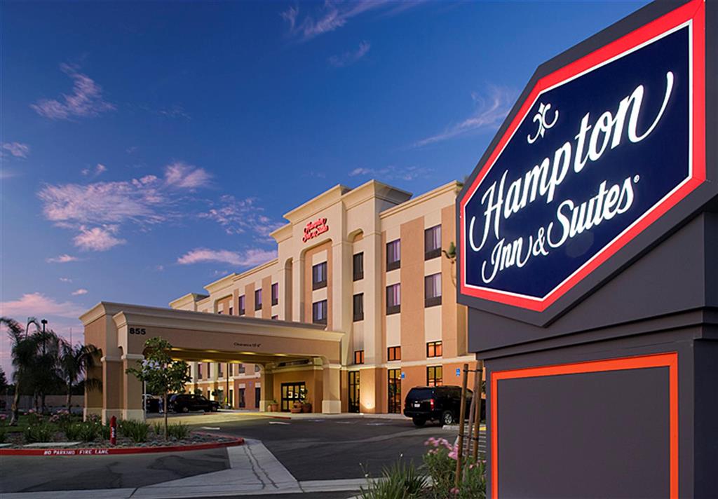 Hampton Inn & Suites Clovis Airport North , CA 93612 near Fresno Yosemite International Airport View Point 5