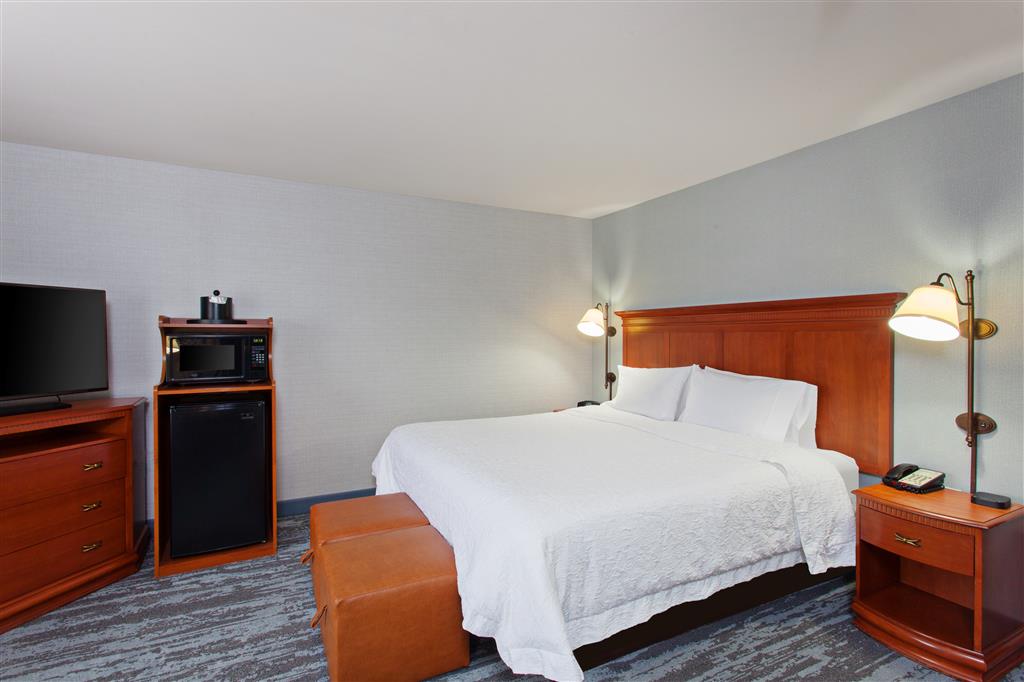 Hampton Inn & Suites Clovis Airport North , CA 93612 near Fresno Yosemite International Airport View Point 19