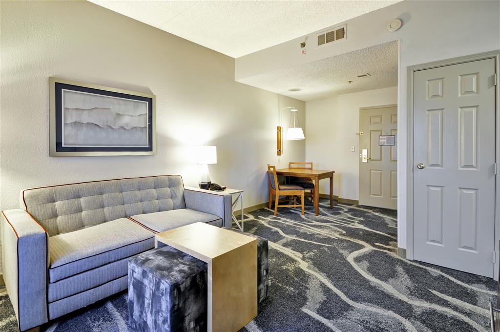 Homewood Suites by Hilton Phoenix-Biltmore , AZ 85016 near Sky Harbor International Airport View Point 9