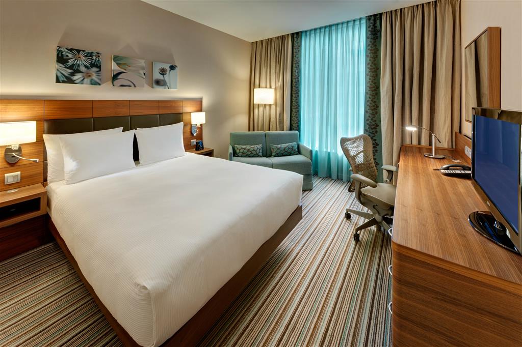 Hilton Garden Inn Frankfurt Airport ,  60549 near Frankfurt Airport View Point 15