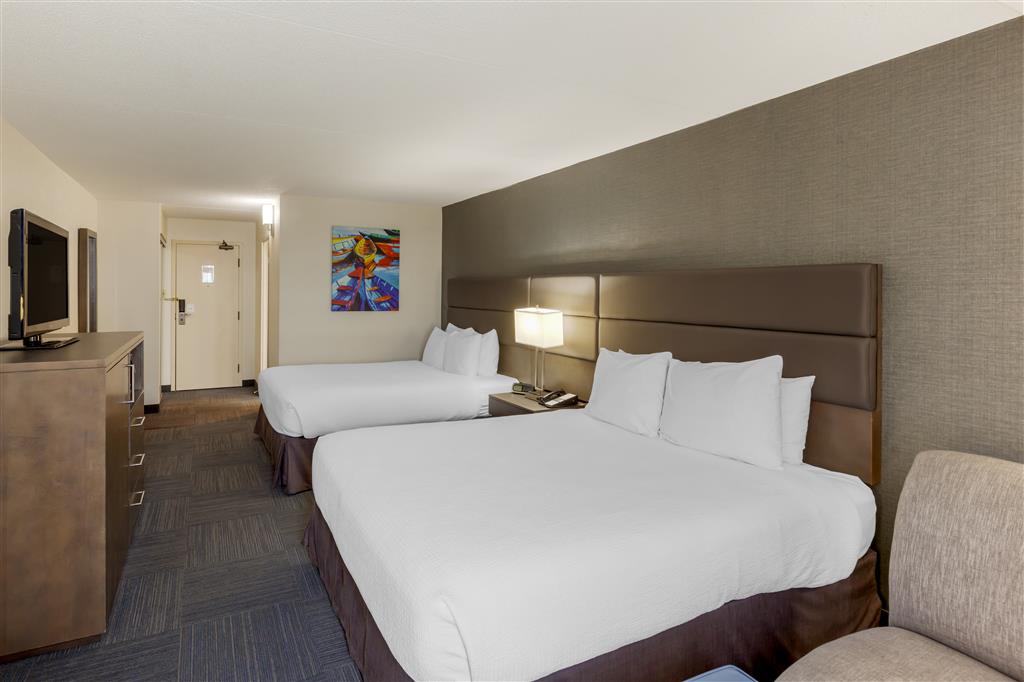 Best Western Plus Toronto Airport Hotel , ON L4W 4V7 near Toronto Pearson Airport View Point 17