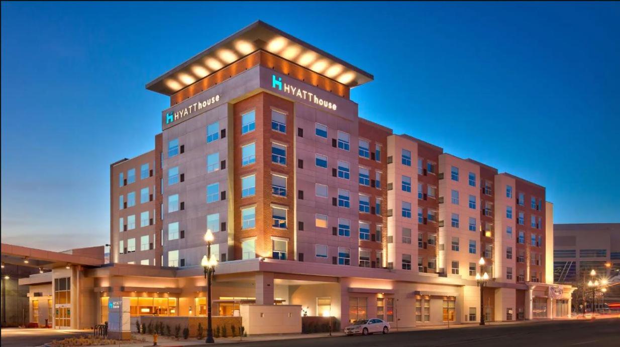 Hyatt House Sacramento Airport / Natomas