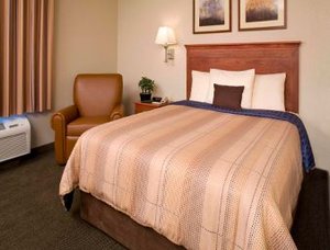 Hawthorn Suites By Wyndham Greensboro , NC 27409 near Piedmont Triad International Airport View Point 6