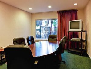 Hawthorn Suites By Wyndham- El Paso Airport , TX 79925 near El Paso International Airport View Point 5