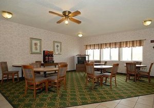 Quality Inn & Suites Des Moines Airport , IA 50321 near Des Moines International Airport View Point 4