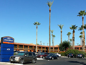 Howard Johnson Airport Downtown Phx