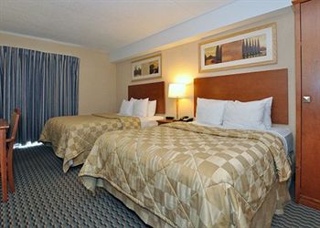 Comfort Inn Airport West , ON L4W3Z4 near Toronto Pearson Airport View Point 5