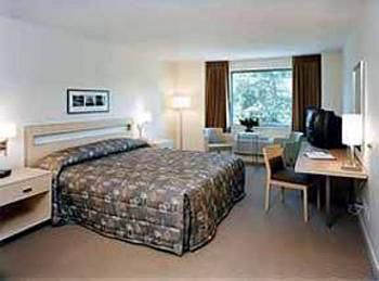 Quality Hotel Airport South , BC V6X 1A1 near Vancouver International Airport View Point 3