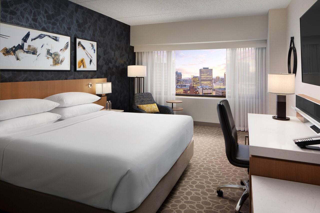 Delta Hotels by Marriott Chicago Willowbrook , IL 60527 near Midway International Airport View Point 3