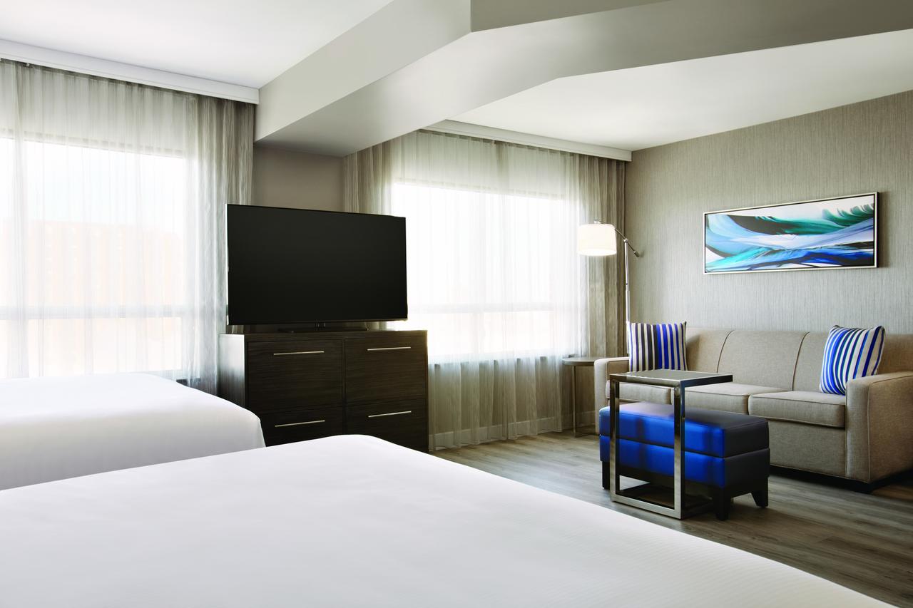 Embassy Suites by Hilton, Toronto Airport , On M9W5G1 near Toronto Pearson Airport View Point 3