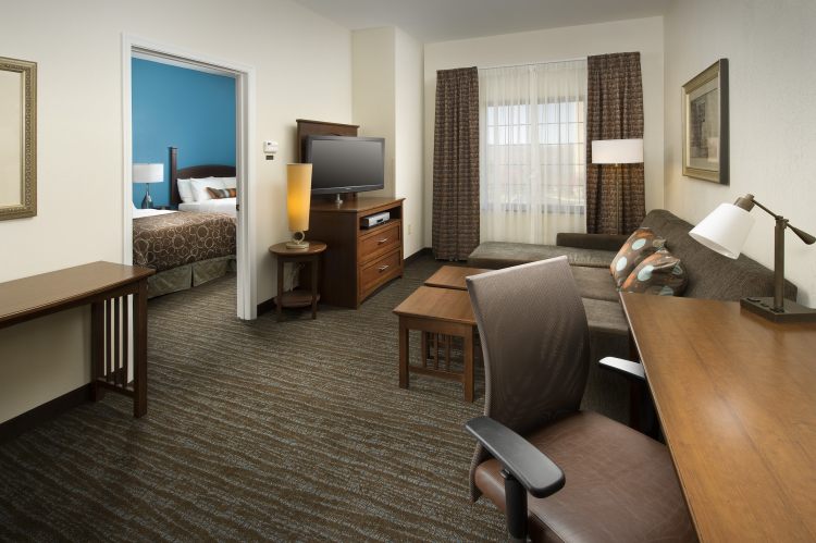 Staybridge Suites Baltimore Bwi Airport , Baltimore 21090 near Baltimore-washington International Thurgood Marshall Airport View Point 7