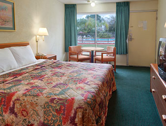 Days Inn Cocoa Cruiseport West At I-95/528 , FL 32926 near Melbourne International Airport View Point 3