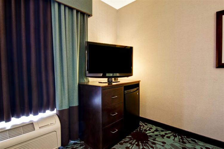 Hampton Inn by Hilton Toronto Airport Corporate Centre , ON M9C 5K5 near Toronto Pearson Airport View Point 29