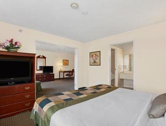 Wingate By Wyndham Indianapolis Airport-Rockville Rd. , IN 46224 near Indianapolis International Airport View Point 11