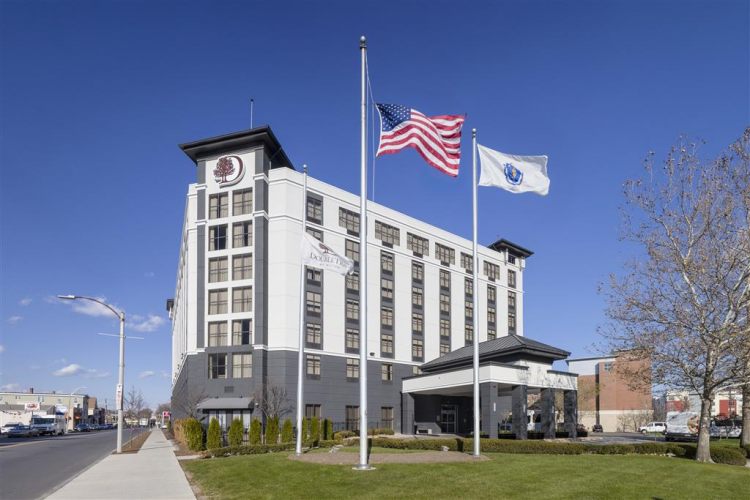 Doubletree By Hilton Boston Logan Airport Chelsea