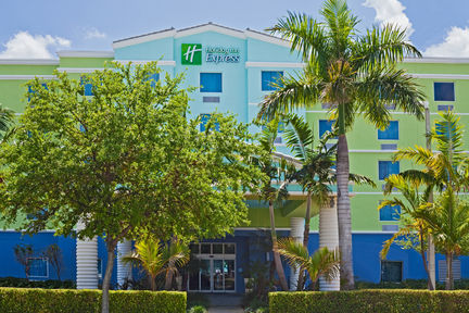 Holiday Inn Express Hotel & Suites Fort Lauderdale Airport/Cruise Port, an IHG Hotel , FL 33315 near Fort Lauderdale-hollywood International Airport View Point 5