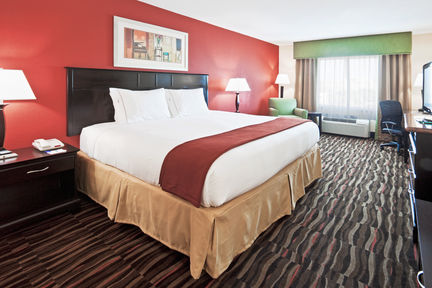 Holiday Inn Express Hotel & Suites Fort Lauderdale Airport/Cruise Port, an IHG Hotel , FL 33315 near Fort Lauderdale-hollywood International Airport View Point 16