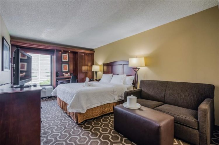 Hampton Inn Tampa International Airport/Westshore , FL 33607 near Tampa International Airport View Point 52