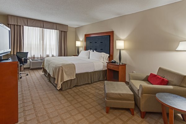 Holiday Inn Fort Myers Airport-Town Center, an IHG Hotel , FL 33913 near Southwest Florida International Airport View Point 31