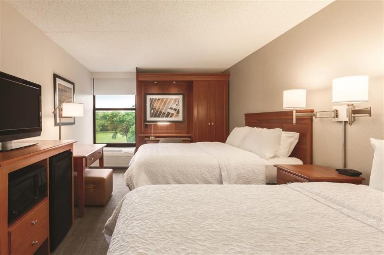 Hampton Inn Des Moines-Airport , IA 50321 near Des Moines International Airport View Point 17